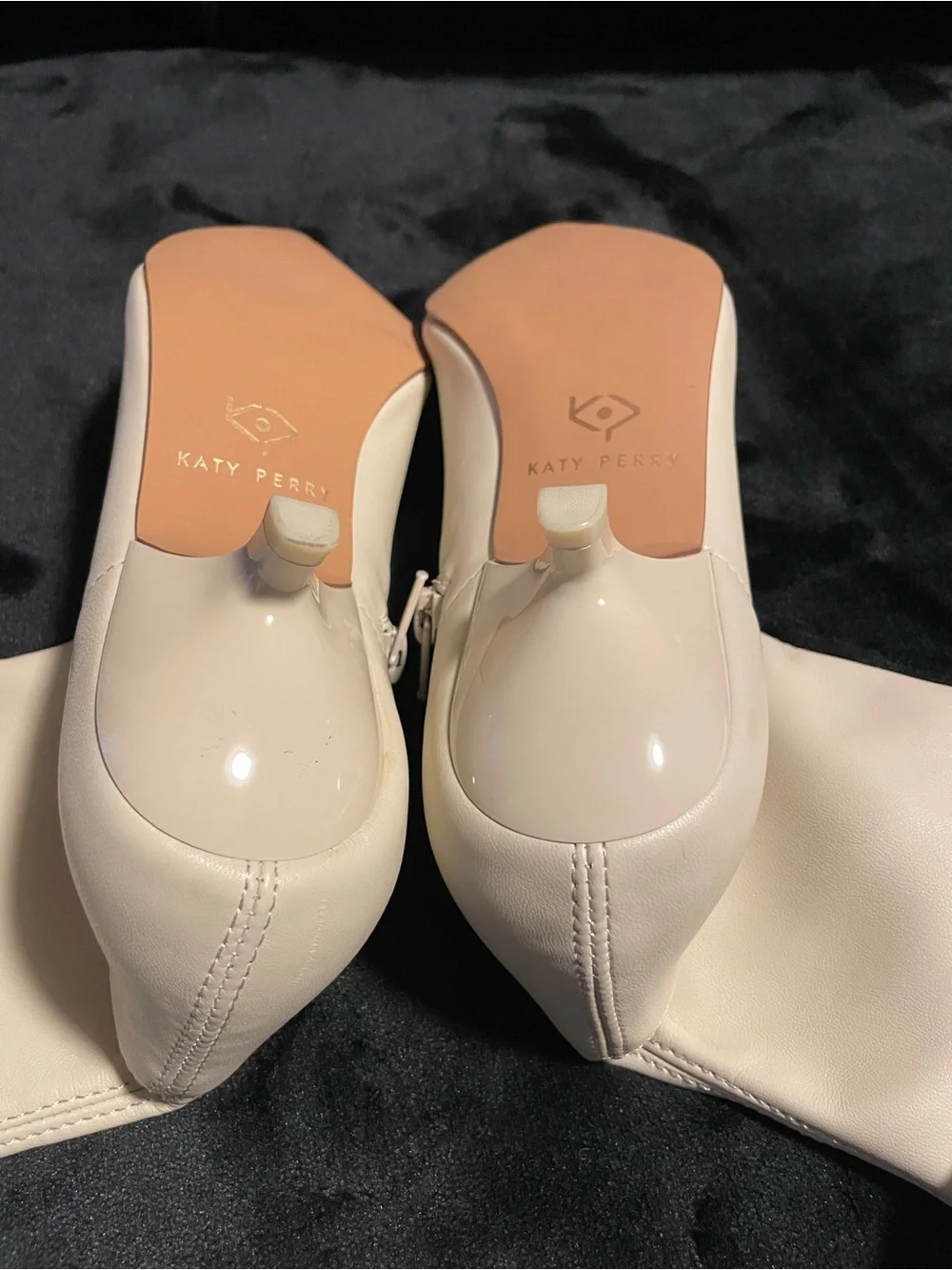 Katy Perry brand new Women's Over-the-Knee Cream Boots with Gold Toe Cap